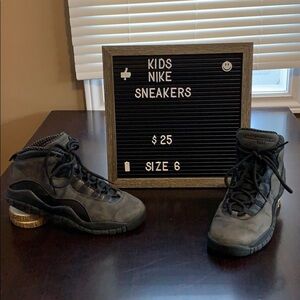 Kids Nike Sneakers (faded)